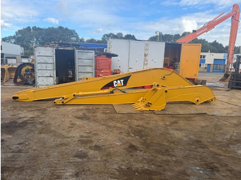 מחפר CATERPILLAR 320CL