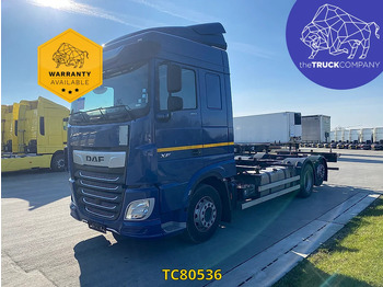 מוביל מכולות/ משאית החלפת גוף DAF XF