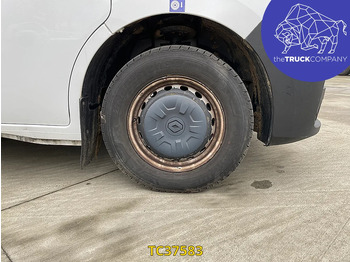 כלי רכב מסחרי Renault Master 145: תמונה 3