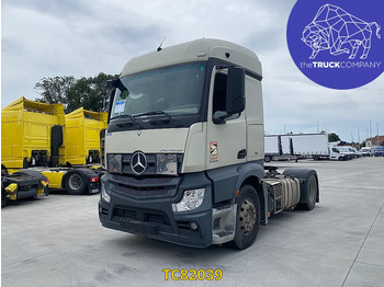 יחידת טרקטור MERCEDES-BENZ Actros 1843