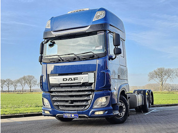 משאית עם שלדת תא DAF XF 480