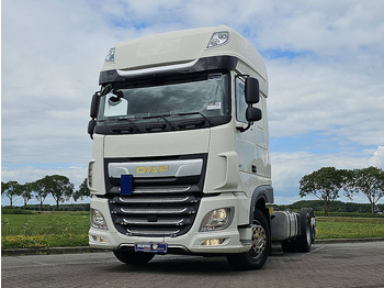 משאית עם שלדת תא DAF XF 480