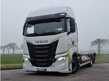 מוביל מכולות/ משאית החלפת גוף IVECO S-WAY