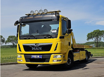 משאית הובלה אוטומטית MAN TGL 12.250