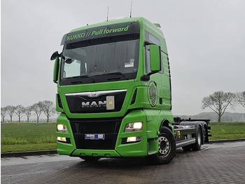 מוביל מכולות/ משאית החלפת גוף MAN TGX 26.440