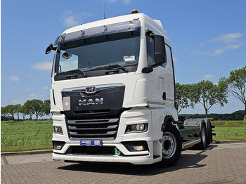 מוביל מכולות/ משאית החלפת גוף MAN TGX