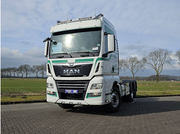 משאית עם שלדת תא MAN TGX 26.500