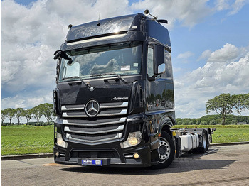 מוביל מכולות/ משאית החלפת גוף MERCEDES-BENZ Actros 2540