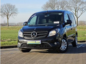 כלי רכב מסחרי עם תיבה MERCEDES-BENZ Citan 109 CDI