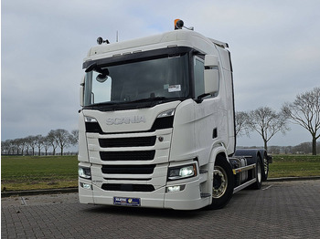 משאית עם שלדת תא SCANIA R 500