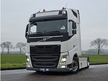 יחידת טרקטור VOLVO FH 460
