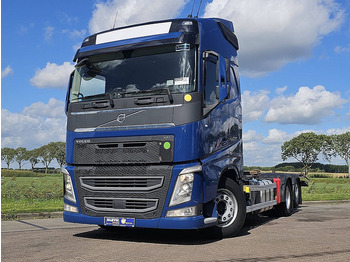 מוביל מכולות/ משאית החלפת גוף VOLVO FH 540