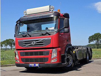משאית עם שלדת תא VOLVO FM11 330