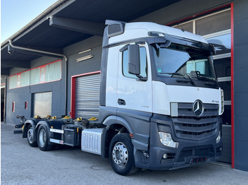 מוביל מכולות/ משאית החלפת גוף MERCEDES-BENZ Actros 2542