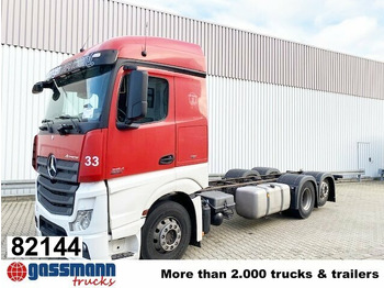 משאית עם שלדת תא MERCEDES-BENZ Actros 2545