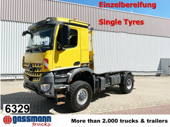 משאית עם שלדת תא MERCEDES-BENZ Arocs