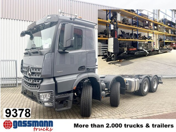 משאית הרמת וו MERCEDES-BENZ Arocs 3251