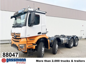 משאית עם שלדת תא MERCEDES-BENZ Arocs 4151