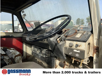 משאית עם שלדת תא Saurer V5 4x2: תמונה 4