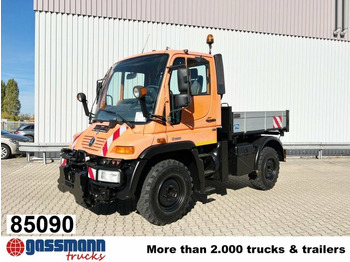 משאית צד נופל/ שטוחה UNIMOG U300