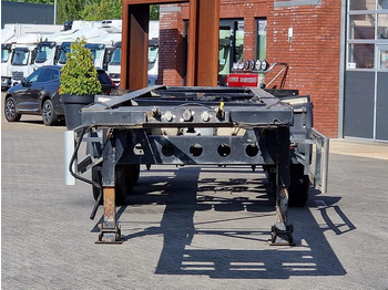 סמיטריילר מוביל מכולות/ החלפת גוף Latre Chassis - 3 axle BPW - Drum brakes: תמונה 2