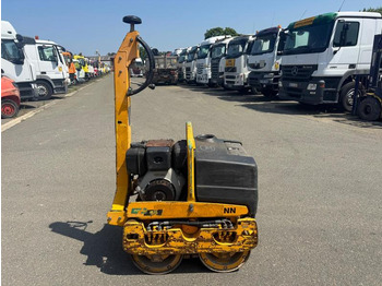 מיני רולר AMMANN