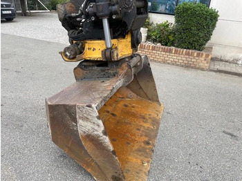 מחפר גלגלים Hitachi ZX140W-5B: תמונה 5