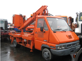 כלי רכב מסחרי RENAULT B80 NACELLE: תמונה 1