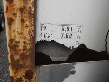 משאית וילונות צד Renault Midlum 180: תמונה 4