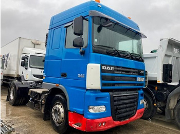 יחידת טרקטור DAF XF 105 460
