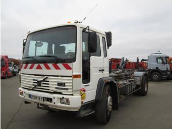 משאית הרמת וו VOLVO FL6