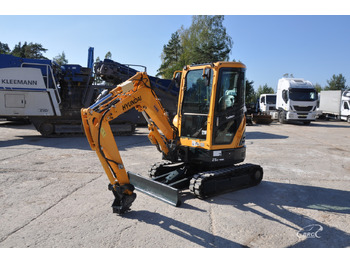 מיני מחפר HYUNDAI