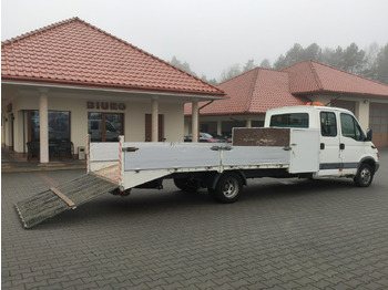 משאית גרירה IVECO Daily