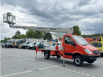 פלטפורמה אווירית מותקנת על משאית MERCEDES-BENZ Sprinter