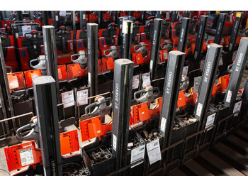 משאית משטחים BT