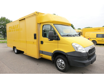 כלי רכב מסחרי עם תיבה IVECO Daily 50c15