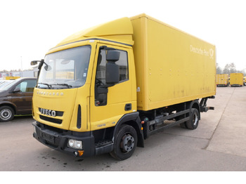 כלי רכב מסחרי עם תיבה IVECO