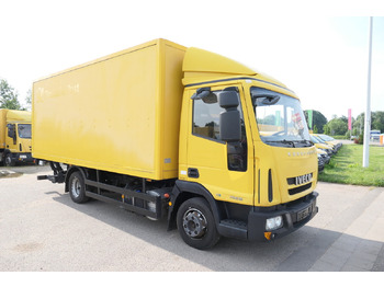 כלי רכב מסחרי עם תיבה IVECO