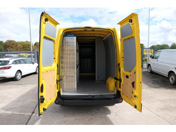 כלי רכב מסחרי עם לוח RENAULT Master