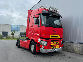 יחידת טרקטור RENAULT T 520