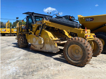 מייצב קרקע CATERPILLAR