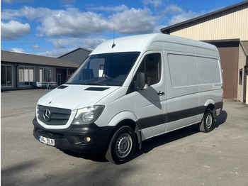 כלי רכב מסחרי עם לוח MERCEDES-BENZ Sprinter 316