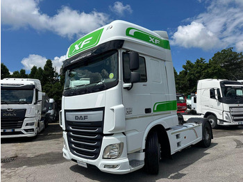 יחידת טרקטור DAF XF 460