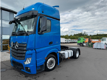 יחידת טרקטור MERCEDES-BENZ Actros 1845