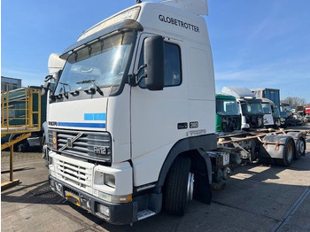 משאית עם שלדת תא VOLVO FH12 380