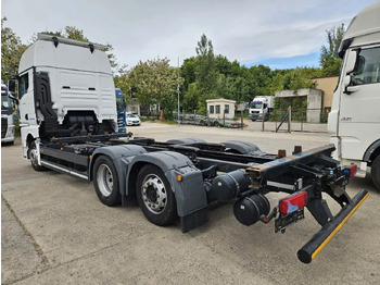 מוביל מכולות/ משאית החלפת גוף MAN TGX 26.470 XXL BDF 6x2 2 units, NAVI, Lift Axle: תמונה 5