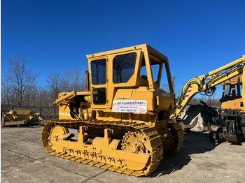 דחפור KOMATSU D65-E: תמונה 3