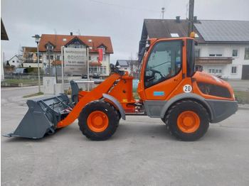 מעמיס גלגלים LIEBHERR