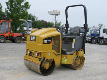 רולר CATERPILLAR CB14B