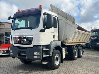 הַחכָּרָה MAN TG-S 26.440 6x4 BB 3-Achs Kipper Schalter MAN TG-S 26.440 6x4 BB 3-Achs Kipper Schalter: תמונה 1 הַחכָּרָה MAN TG-S 26.440 6x4 BB 3-Achs Kipper Schalter MAN TG-S 26.440 6x4 BB 3-Achs Kipper Schalter: תמונה 1